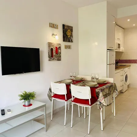 Benalbeach-cozy And Equipped Apt With Water Slides & Beach Benalmádena